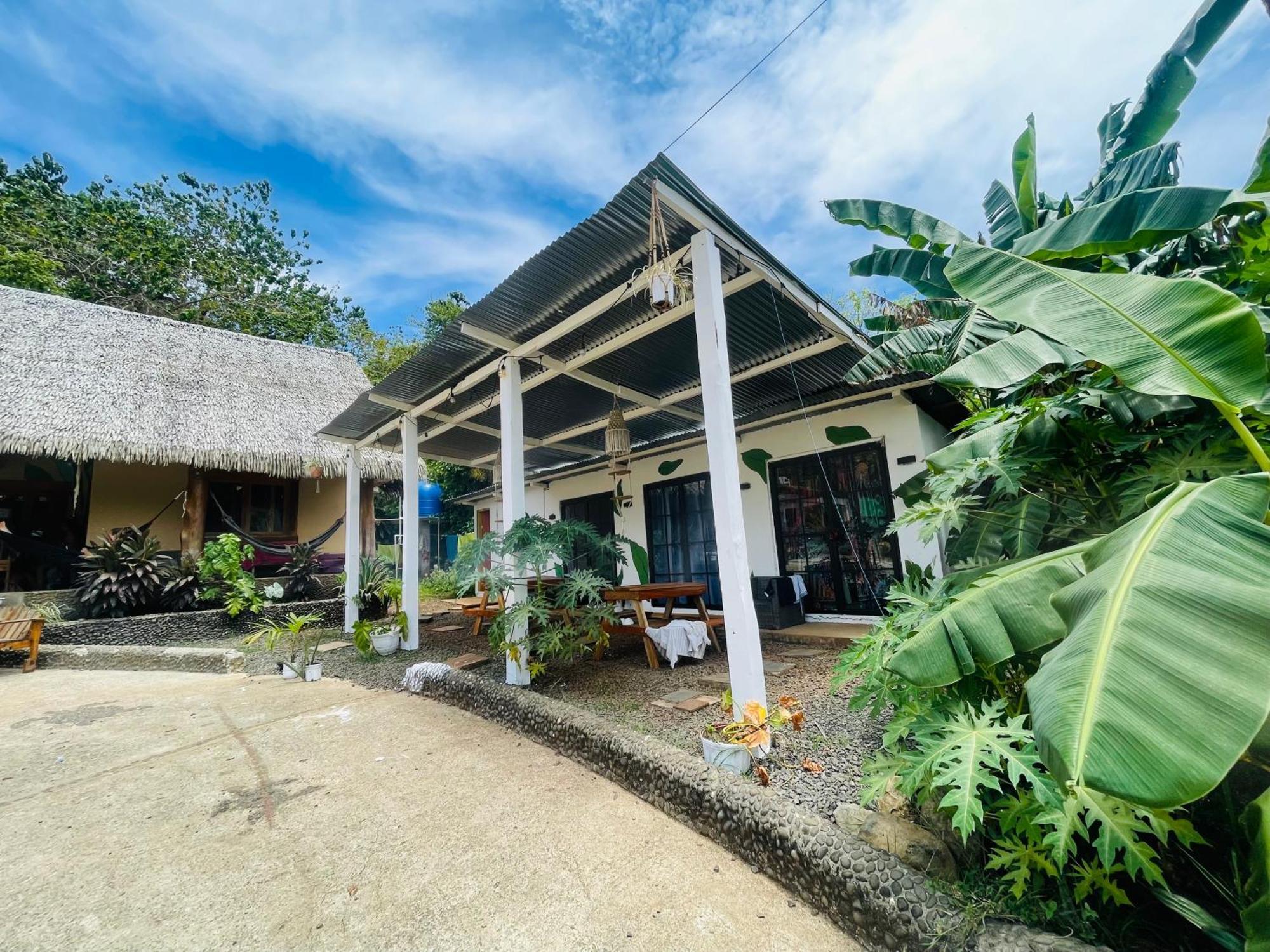 Urbanos Jungle Hostel Santa Catalina Eksteriør bilde